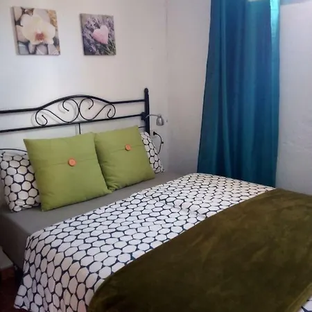 El Limonero Country house *